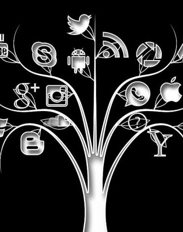 Perfiles de fallecidos en las redes sociales