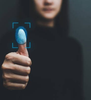 Conoce la guía sobre control de presencia biométrico de la AEPD